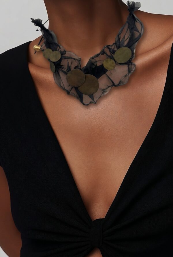 Collar Souvenir (A39A0047)