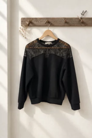 Sudadera con encaje en el pecho y puño en la cintura
